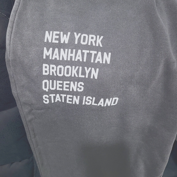 Men's Forever 21 Grey Joggers - Picture 2 of 2